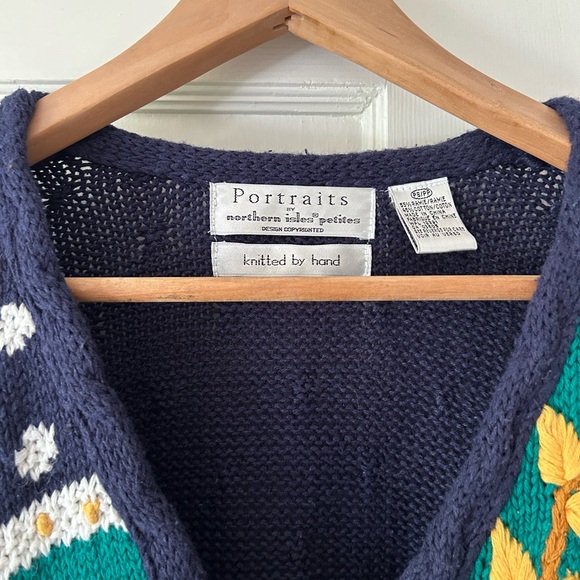 Portraits by Northern Isle Hand-Knit Short Sleeve Sweater Cardigan - Picture 5 of 8